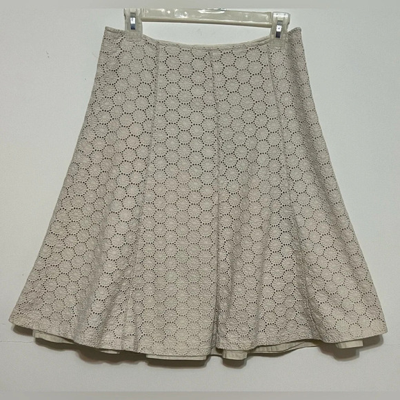 Willi Smith Ivory/Off white Floral Eyelet Lace Boho Peasant Skirt.  Size 4 - Picture 1 of 7